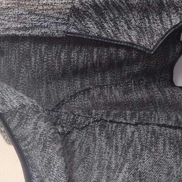 Torrid Moto Style Drape Front Cardigan Jacket Gold Metallic Detail Size 2 - Picture 6 of 13